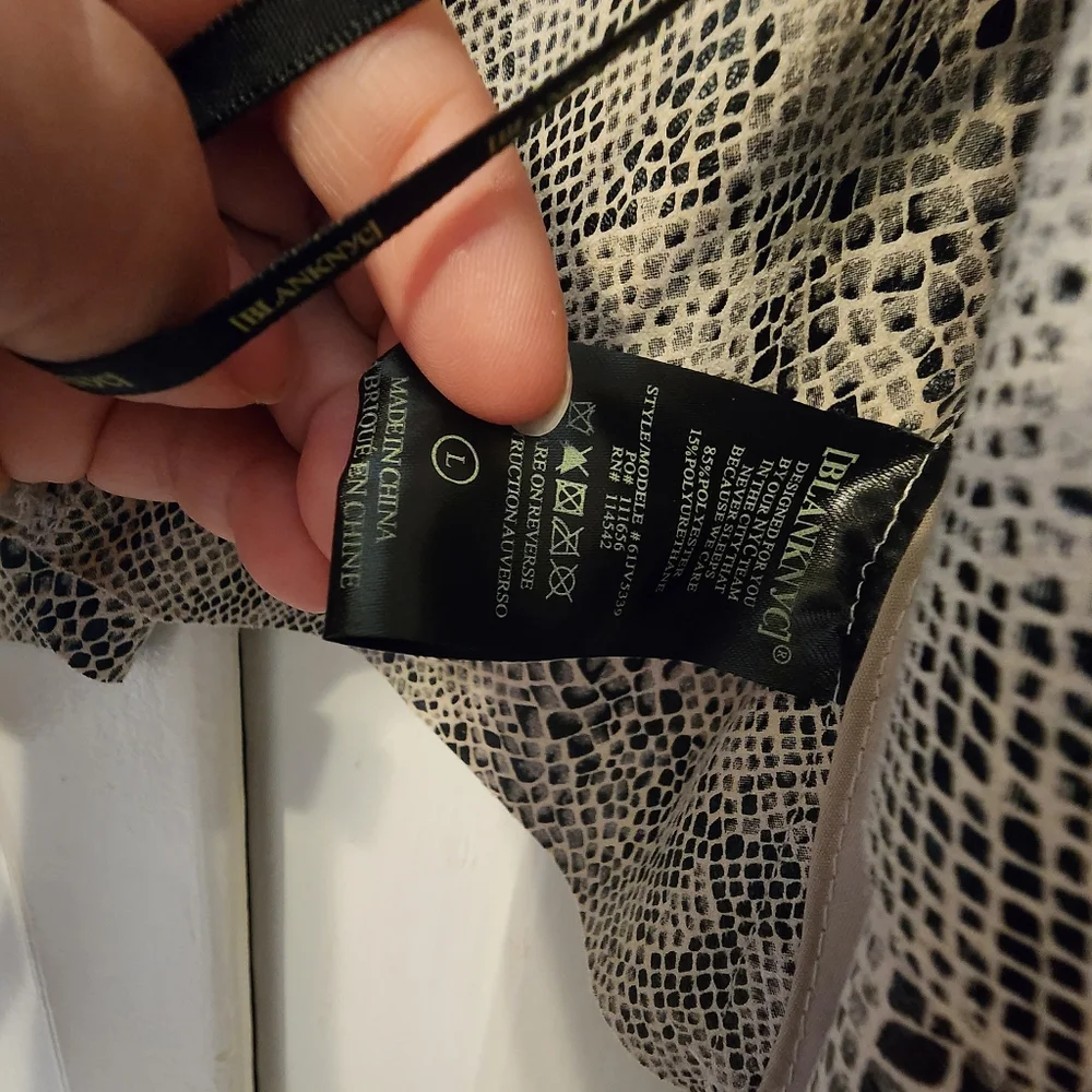 Jacket - Picture 6 of 6